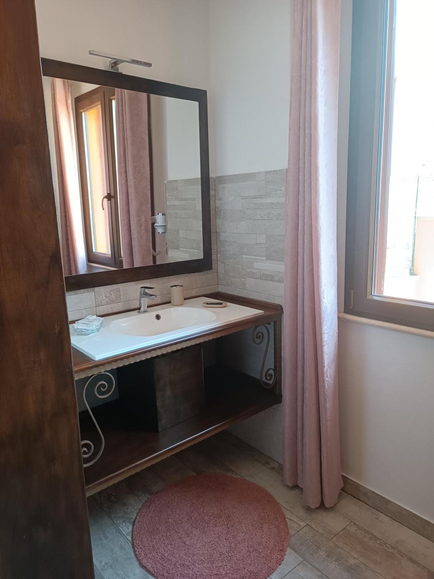 B&B Mamuthones Porto Torres Room photo